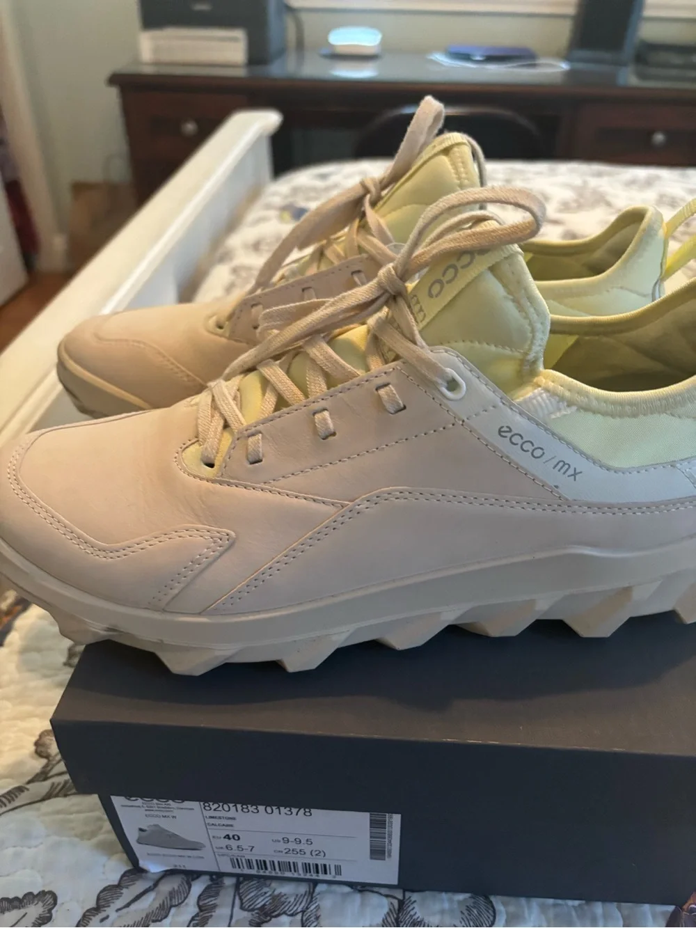 Ecco MX W Low Sneakers Worn once